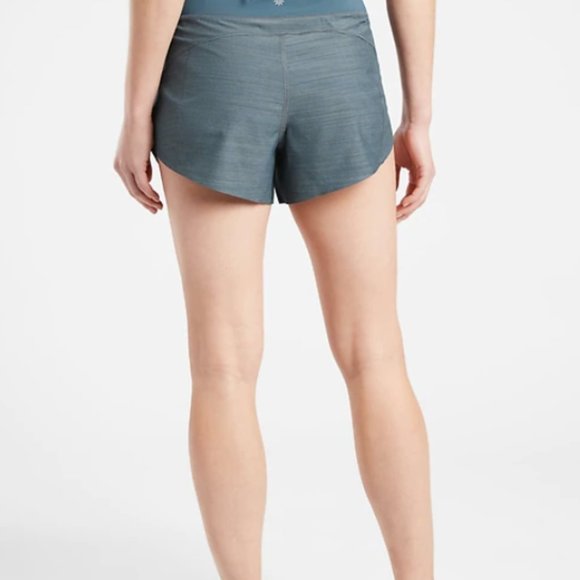 ATHLETA Run With It Textured 3.5" Short - Picture 2 of 4